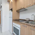Del Cura شقة